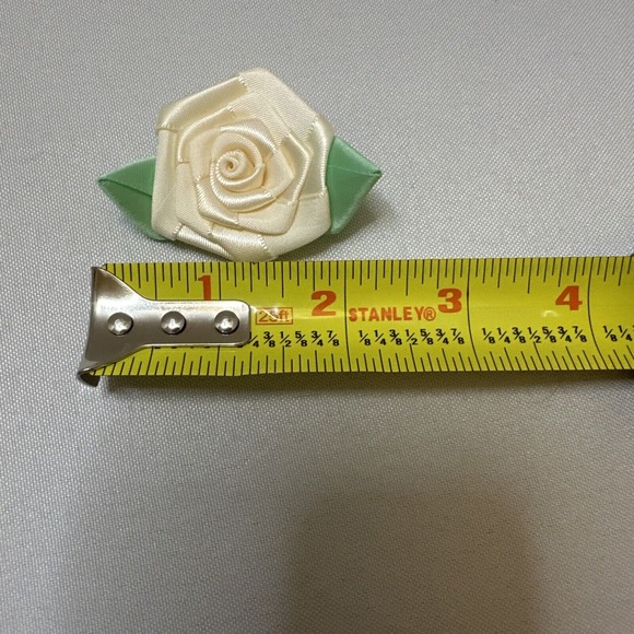 Handmade 2" Satin Rose w/leaf For Sewing Crafting Applique Fabric Roses - Picture 5 of 5